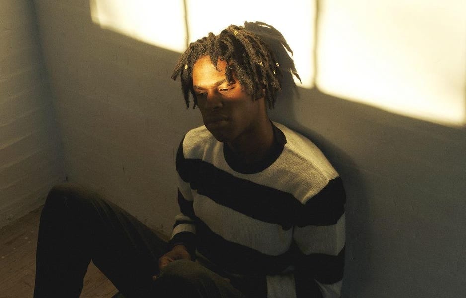 Daniel Caesar Returns to NPR's Tiny Desk With 12-Piece Choir