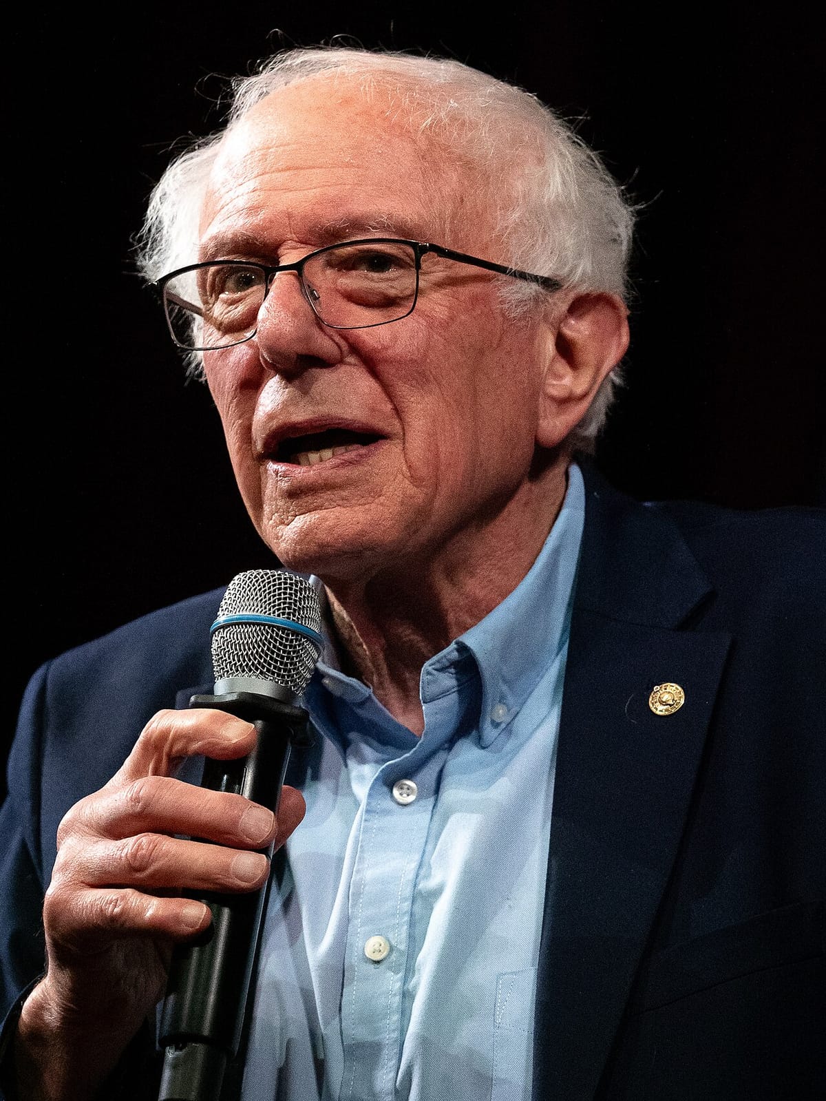 Bernie Sanders Unveils $7 Trillion Bill for Public Ownership of AI Companies