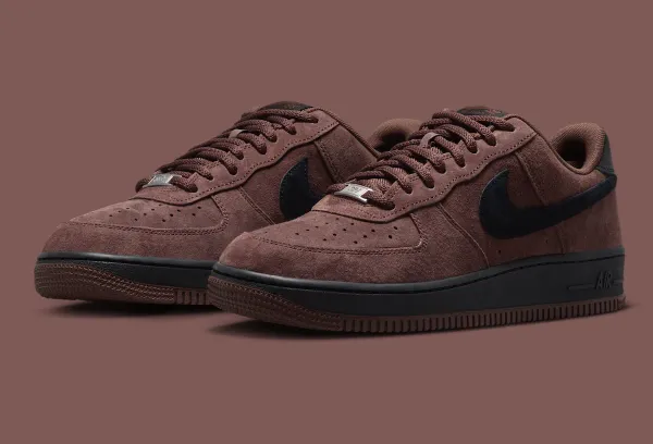 The Daily Roundup: Nike SB's Air Force 1 'Light Chocolate' Drops at $120, Dodgers Visit the Braves on TBS, Katseye's 'Wild' Debuts at No. 1, and Hugging Face Explores a $13 Billion Sale — August 25, 2026
