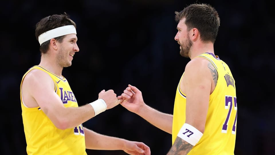Golden State Warriors at Los Angeles Lakers, NBA opening night